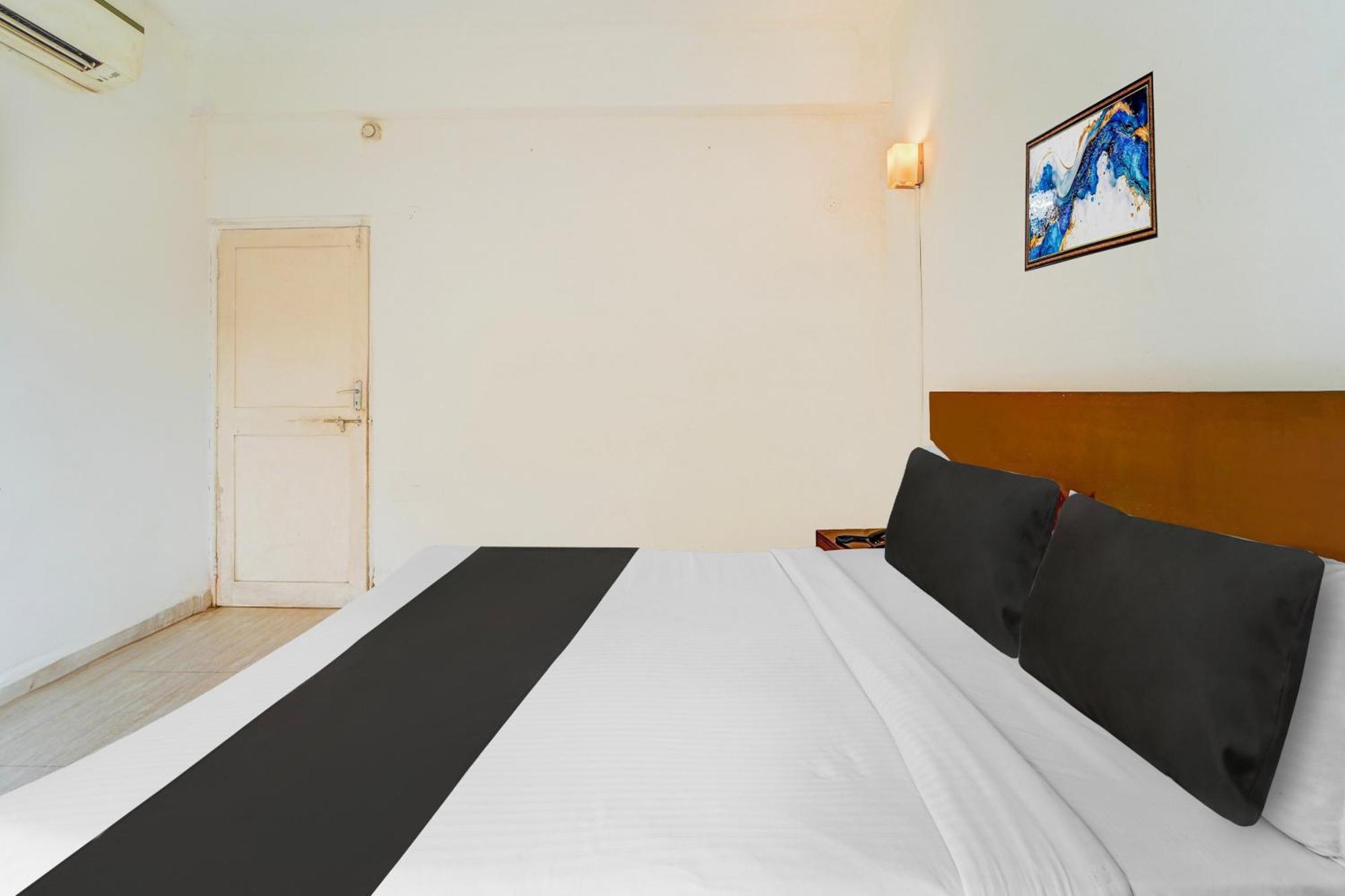 Super Townhouse Calangute - Baga Circle Formerly Park Avenue Exterior photo